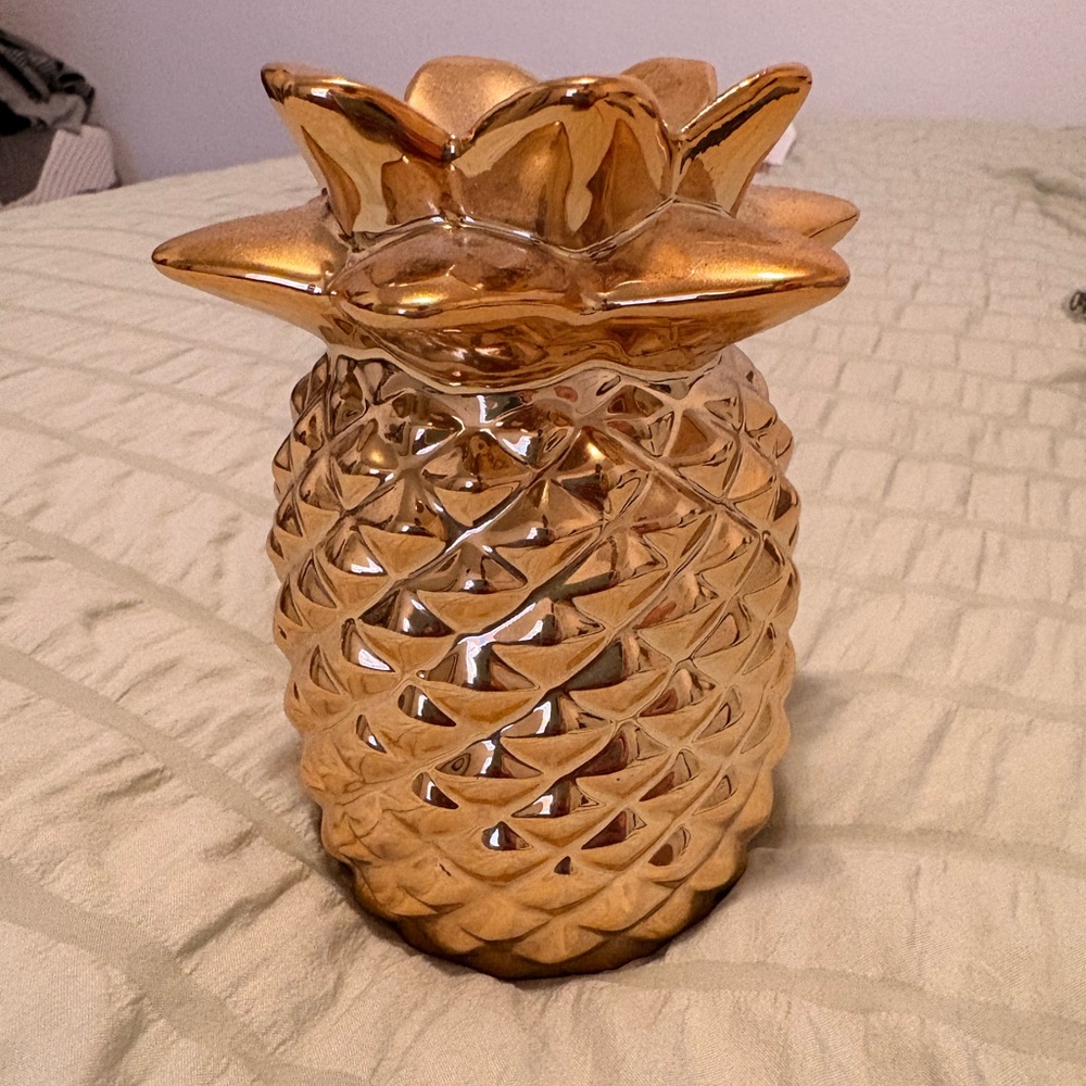 Gold Pineapple Decorative Accent